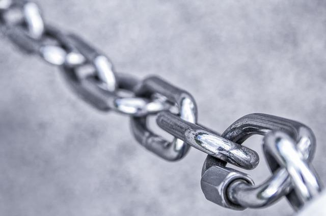 Fotografía que muestra la imagen de una cadena.