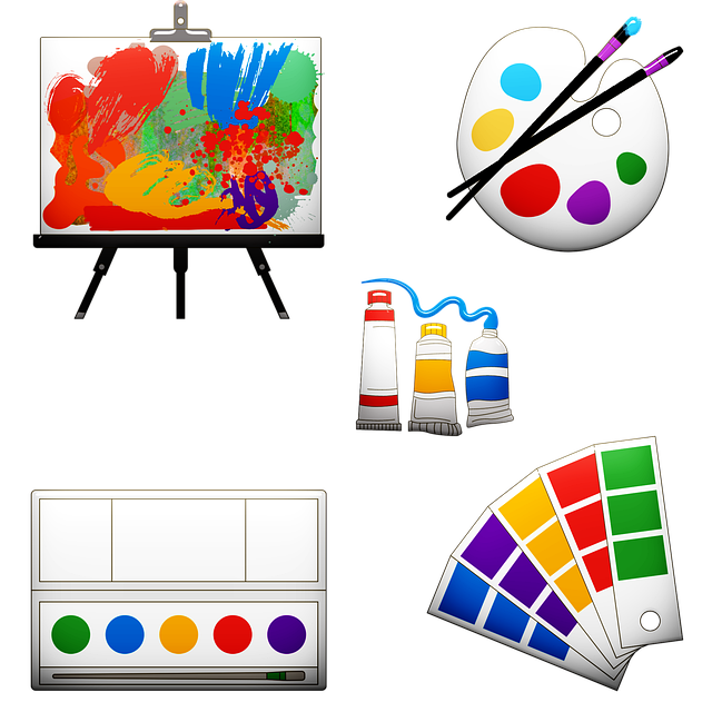 Set de herramientas de pintor: caballete, paletas, pinceles, pinturas